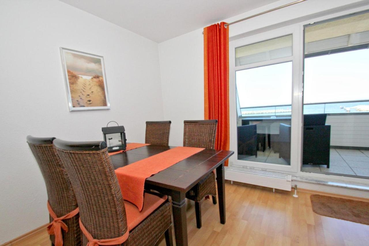 Hafennahe Ferienwohnung Mit Balkon Und Meerblick - Hafenhaeuser Wiek Wohnung 14 Wiek auf Rügen Esterno foto